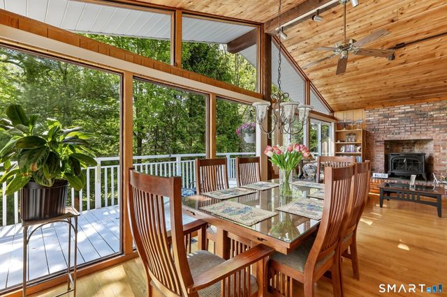 4 Alan Road, Danbury, CT 06810