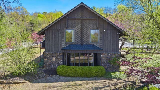 617 N Fallin Avenue, Fayetteville, AR 72701