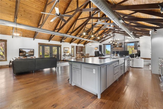 617 N Fallin Avenue, Fayetteville, AR 72701