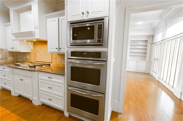 5127 Bentwater Lane SW, Lilburn, GA 30047