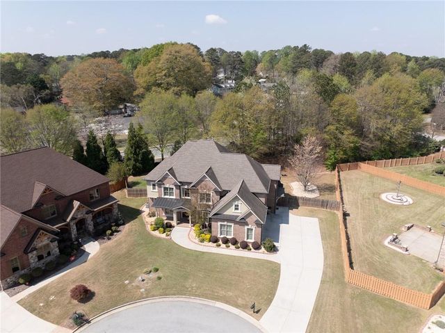 5127 Bentwater Lane SW, Lilburn, GA 30047