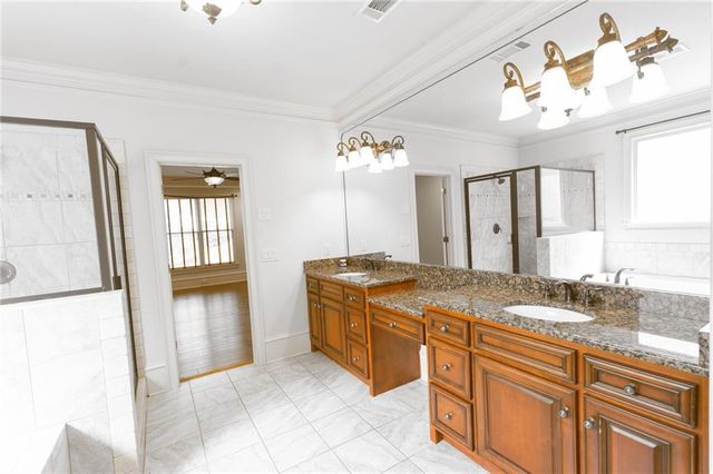 5127 Bentwater Lane SW, Lilburn, GA 30047