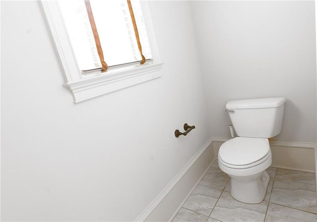 5127 Bentwater Lane SW, Lilburn, GA 30047