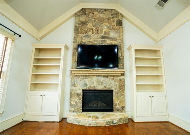 5127 Bentwater Lane SW, Lilburn, GA 30047