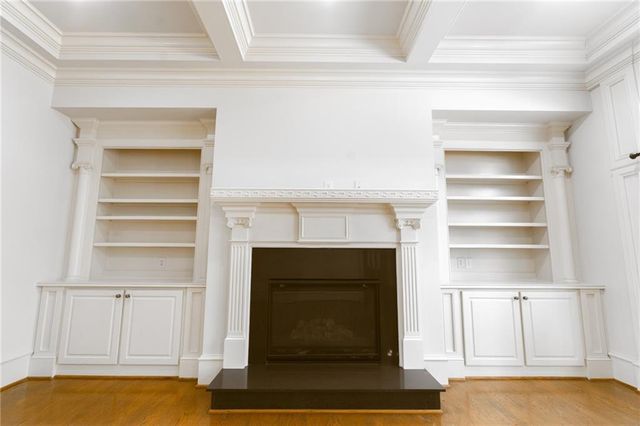 5127 Bentwater Lane SW, Lilburn, GA 30047