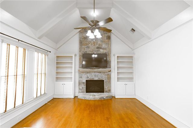 5127 Bentwater Lane SW, Lilburn, GA 30047