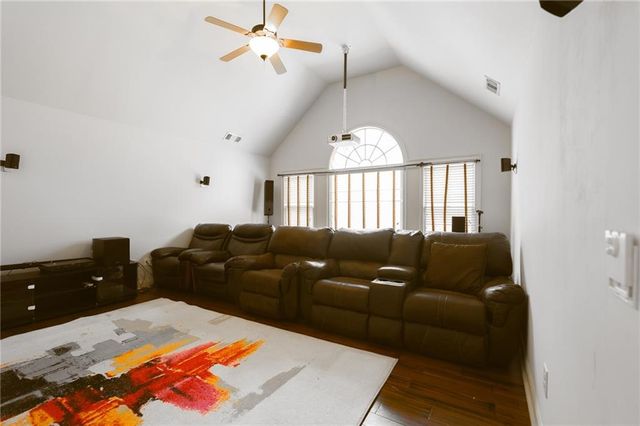 5127 Bentwater Lane SW, Lilburn, GA 30047