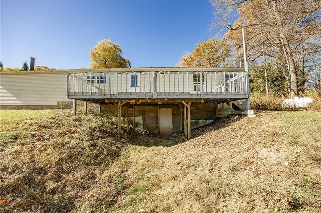 198 W Drive Rd, Plain Grove Twp, PA 16156