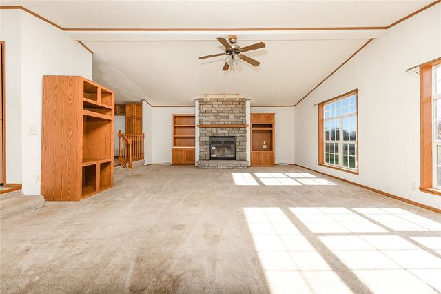 198 W Drive Rd, Plain Grove Twp, PA 16156