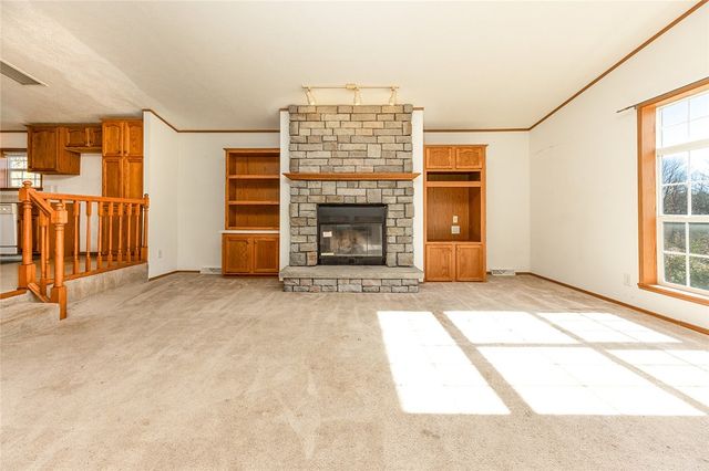 198 W Drive Rd, Plain Grove Twp, PA 16156