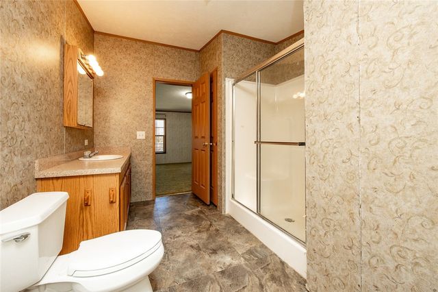 198 W Drive Rd, Plain Grove Twp, PA 16156