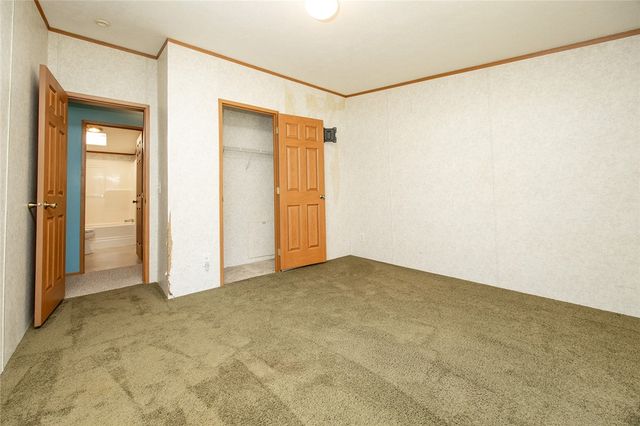 198 W Drive Rd, Plain Grove Twp, PA 16156