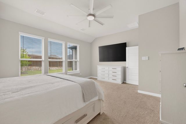 655 Southern Hills Drive, Red Oak, TX 75154