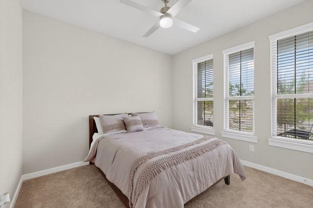 655 Southern Hills Drive, Red Oak, TX 75154