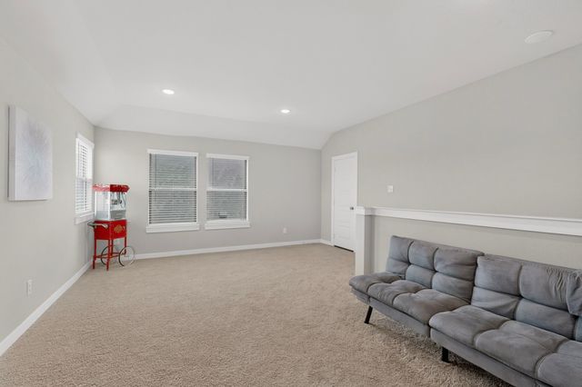 655 Southern Hills Drive, Red Oak, TX 75154