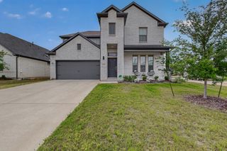 655 Southern Hills Drive, Red Oak, TX 75154