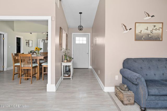24 W Mohawk Drive, Little Egg Harbor, NJ 08087