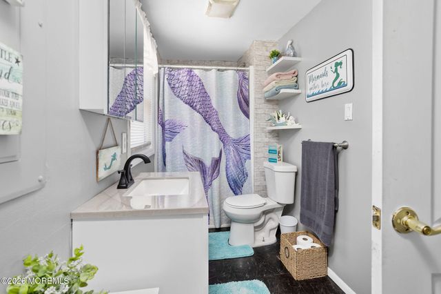 24 W Mohawk Drive, Little Egg Harbor, NJ 08087