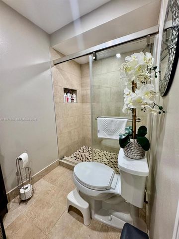 1480 Sheridan St 26B, Hollywood, FL 33020