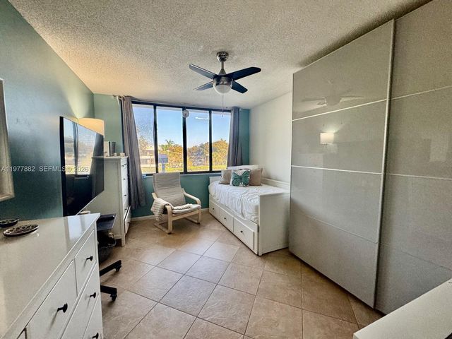 1480 Sheridan St 26B, Hollywood, FL 33020