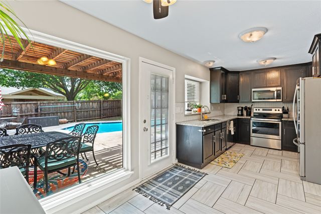 4000 Churchill Drive, Flower Mound, TX 75028