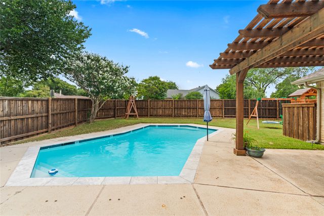 4000 Churchill Drive, Flower Mound, TX 75028