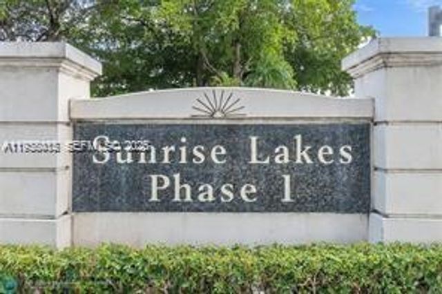 2831 Sunrise Lakes Drive E 204, Sunrise, FL 33322