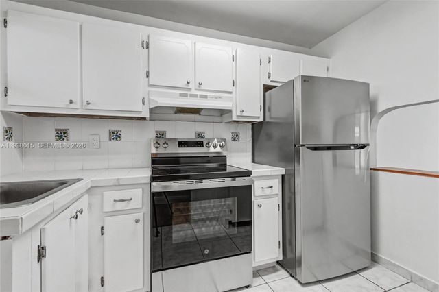 2831 Sunrise Lakes Drive E 204, Sunrise, FL 33322