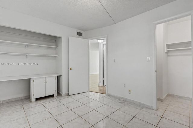 2831 Sunrise Lakes Drive E 204, Sunrise, FL 33322