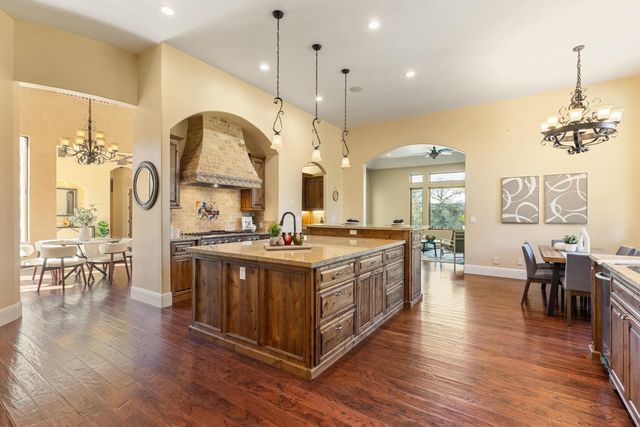 640 Lakeridge Dr, Auburn, CA 95603