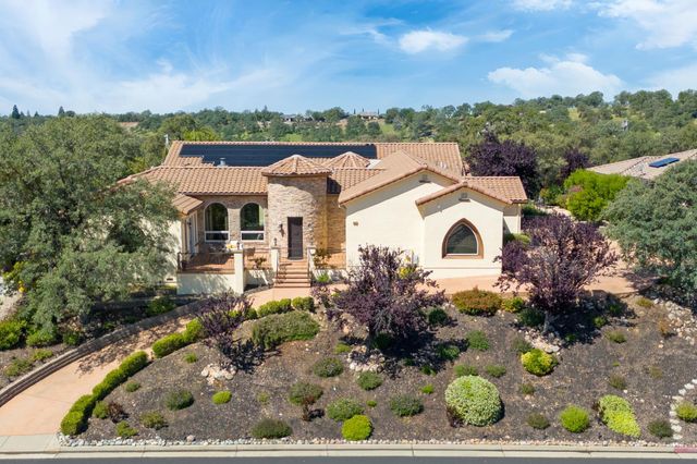 640 Lakeridge Dr, Auburn, CA 95603