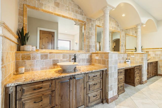 640 Lakeridge Dr, Auburn, CA 95603
