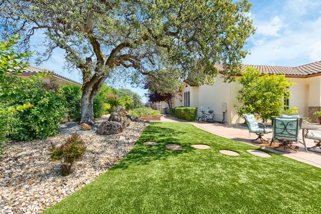 640 Lakeridge Dr, Auburn, CA 95603