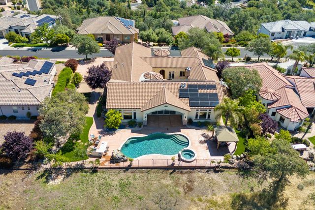 640 Lakeridge Dr, Auburn, CA 95603