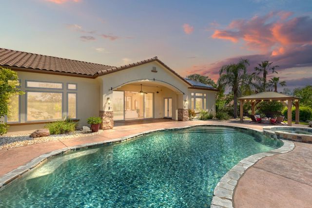 640 Lakeridge Dr, Auburn, CA 95603