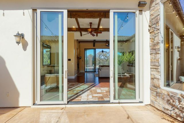 640 Lakeridge Dr, Auburn, CA 95603