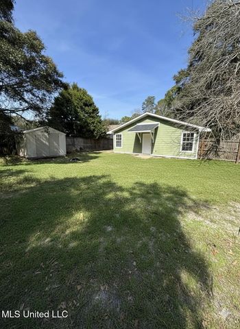 8701 Barnacle Boulevard, Ocean Springs, MS 39564