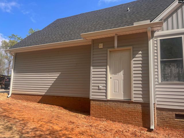 193 Lands End Drive, Prosperity, SC 29127