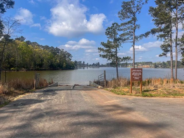 193 Lands End Drive, Prosperity, SC 29127