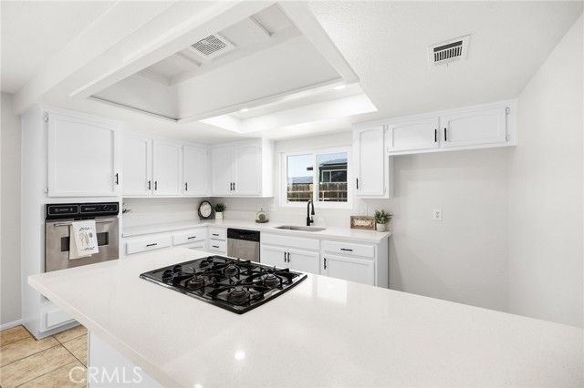 709 Carol, Hemet, CA 92543