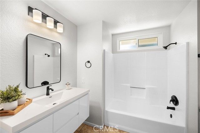 709 Carol, Hemet, CA 92543