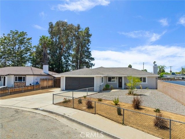 709 Carol, Hemet, CA 92543