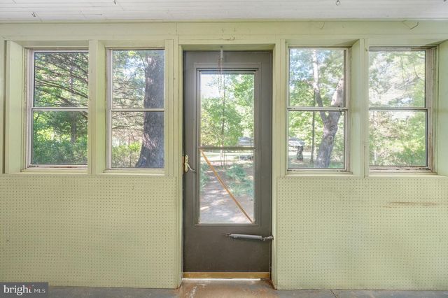 13641 FARMER DR, Woodford, VA 22580