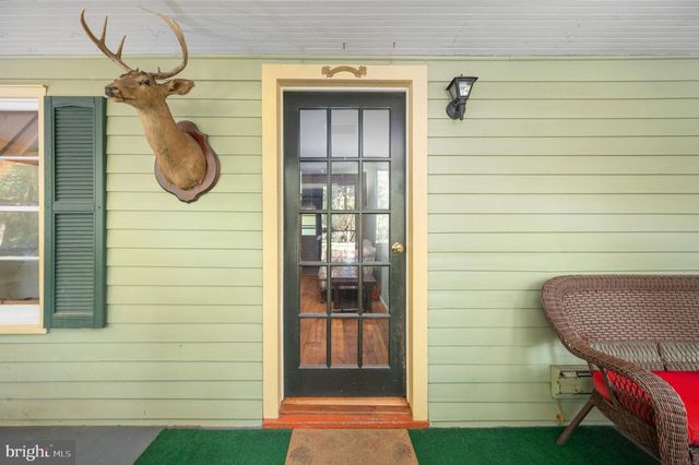 13641 FARMER DR, Woodford, VA 22580