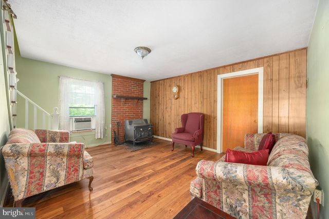 13641 FARMER DR, Woodford, VA 22580