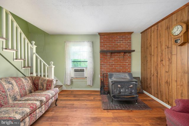 13641 FARMER DR, Woodford, VA 22580