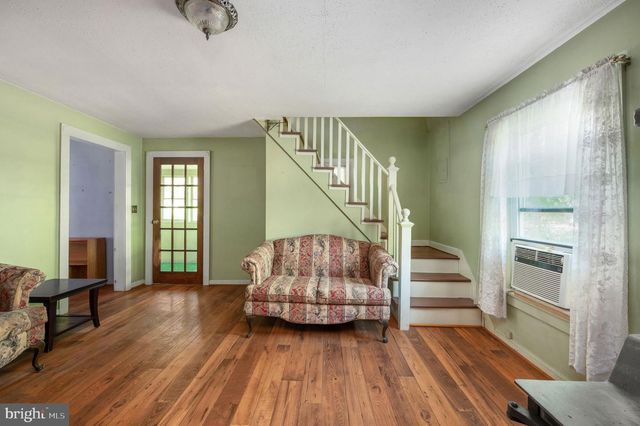 13641 FARMER DR, Woodford, VA 22580