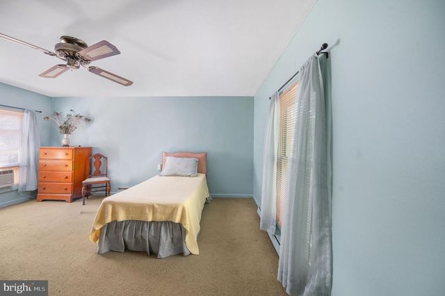 13641 FARMER DR, Woodford, VA 22580