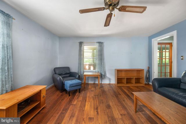 13641 FARMER DR, Woodford, VA 22580