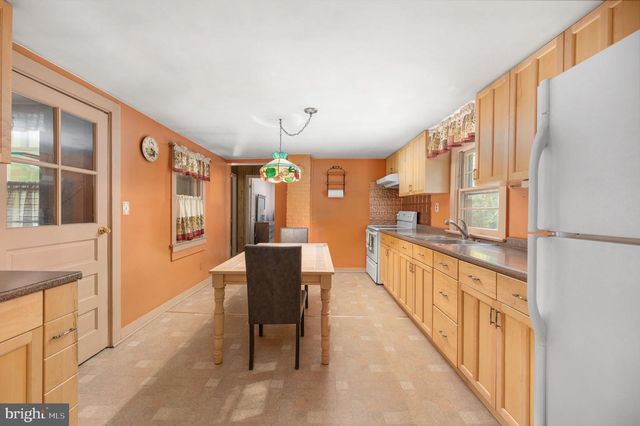 13641 FARMER DR, Woodford, VA 22580